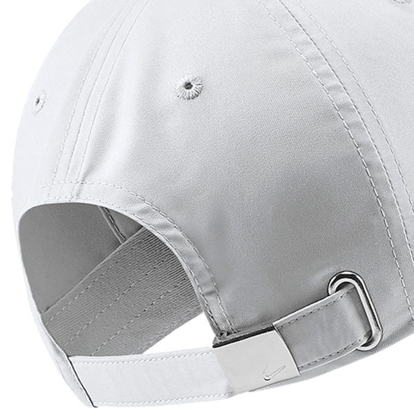 Nike Heritage 86 Cap  - White Metallic Silver Online